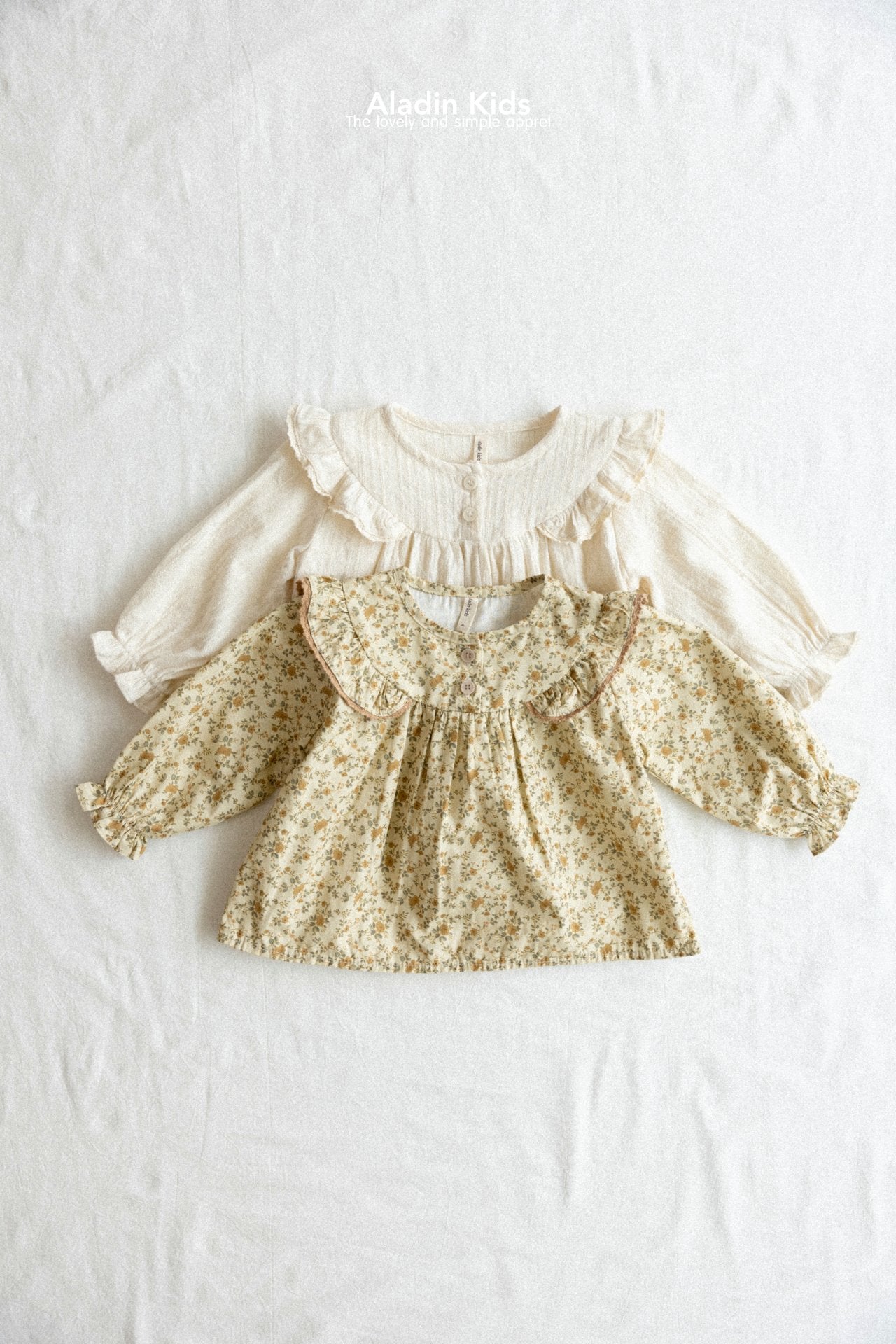 ［aladin］Wing shirring blouse