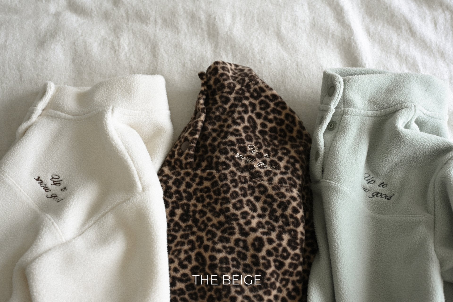 ［The beige］Fleece anorak