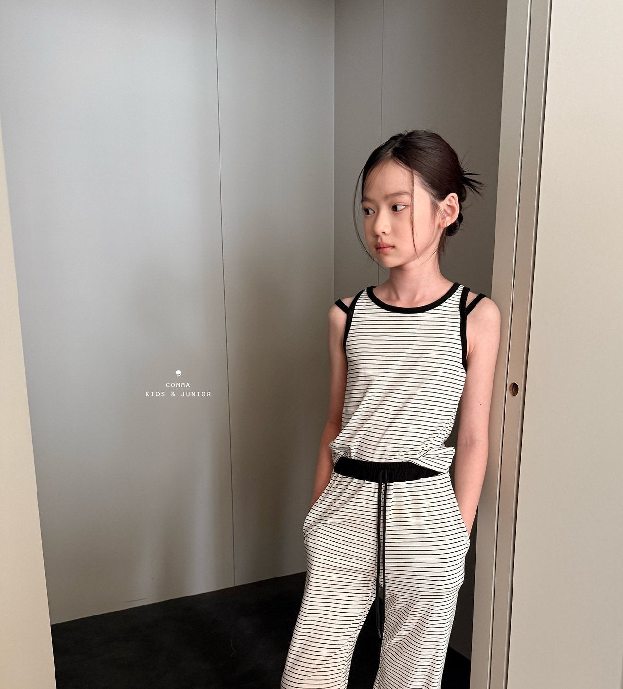 ［comma］Stripe double strap sleeveless tops