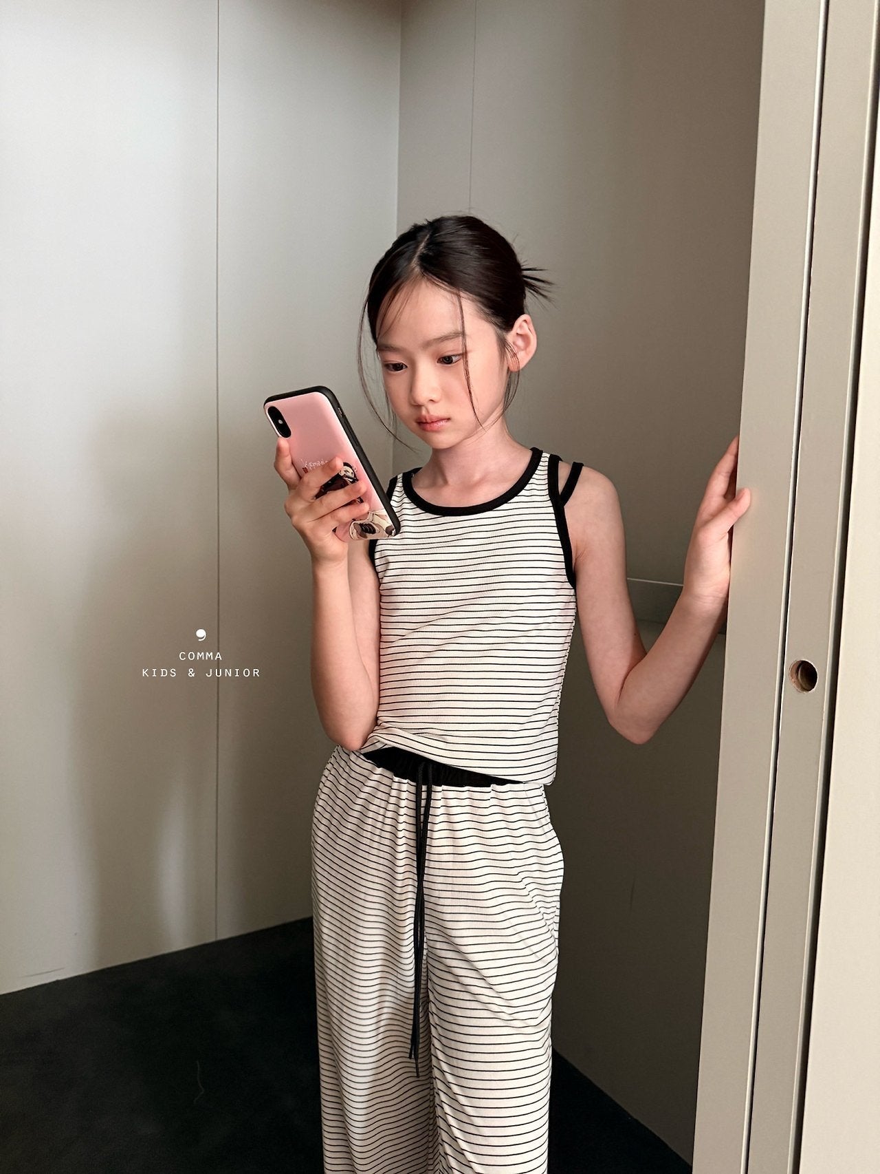 ［comma］Stripe double strap sleeveless tops