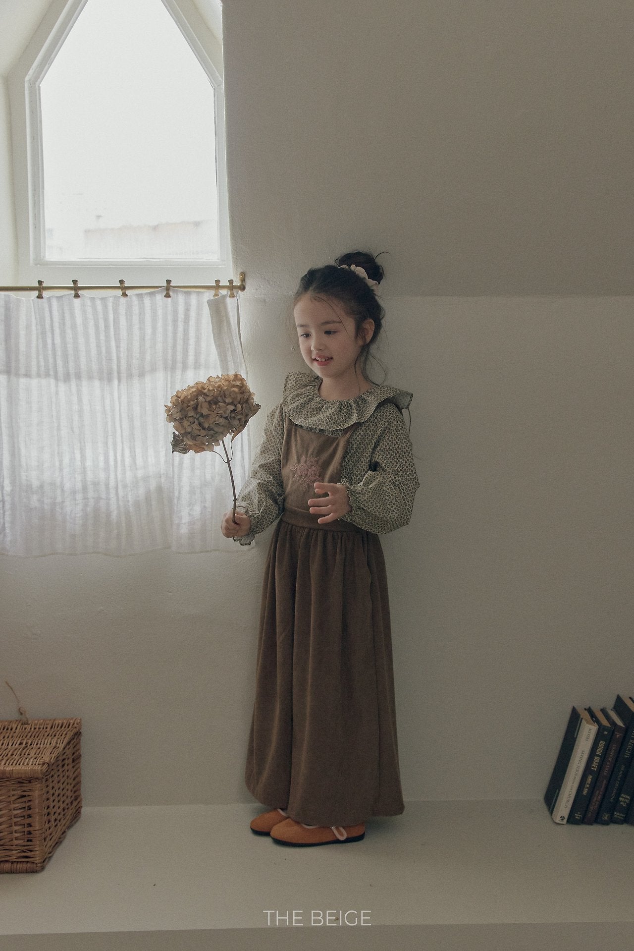 ［The beige］Flower Blouse