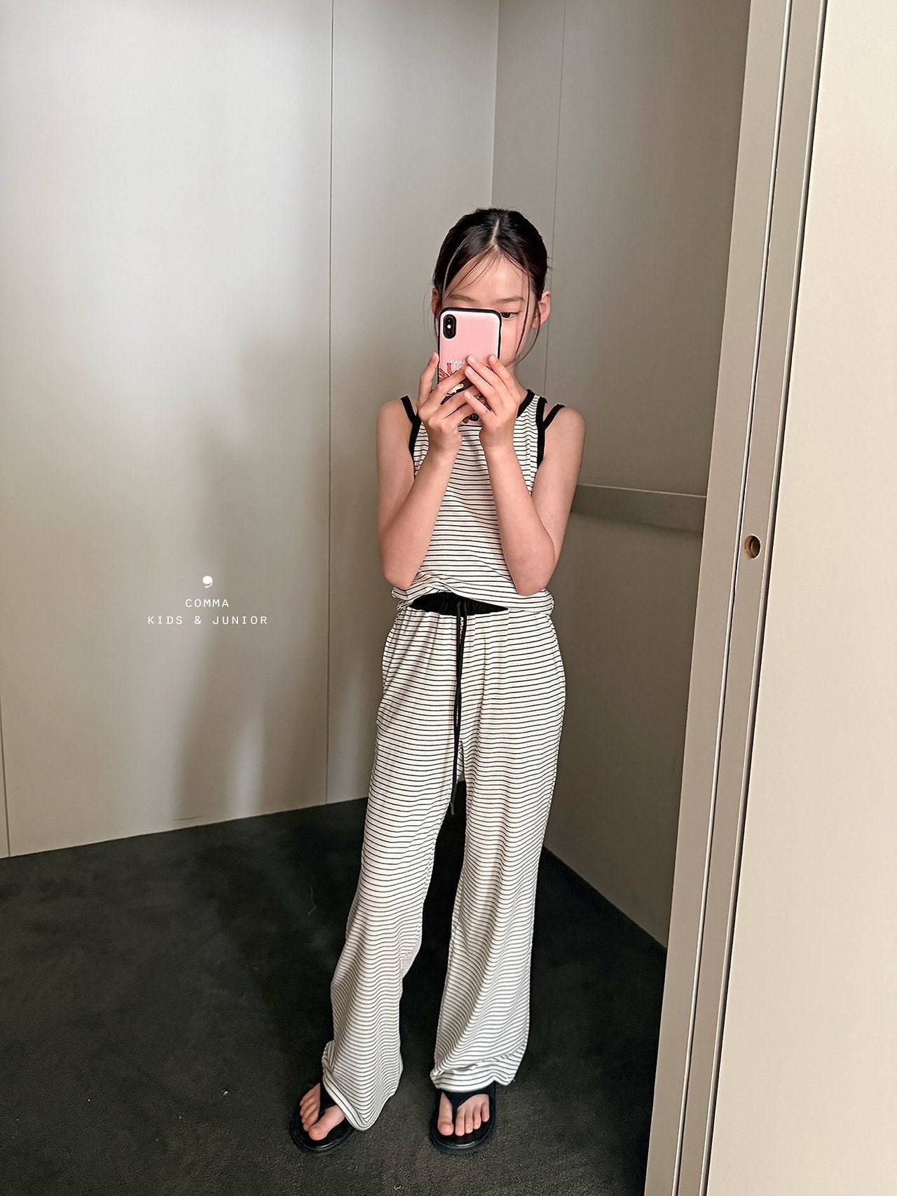 ［comma］Stripe relax pants