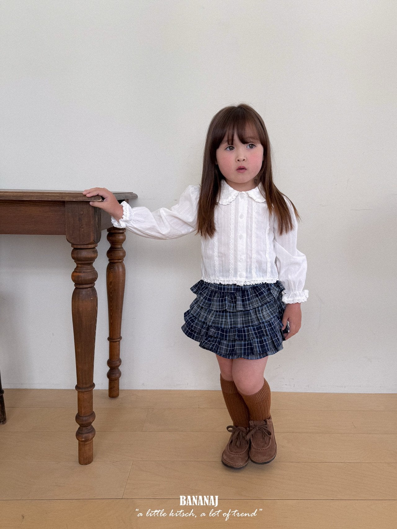 ［BANANAJ］Merci lace blouse