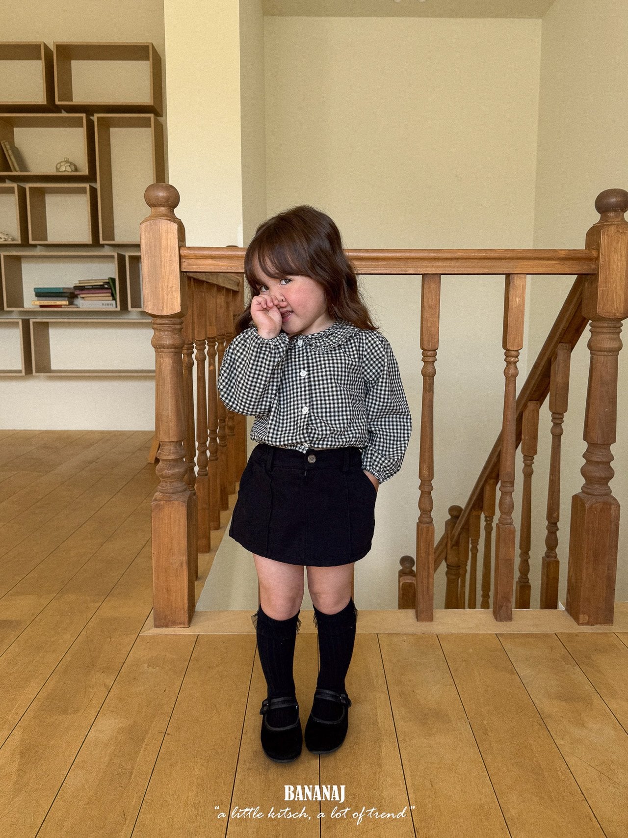 ［BANANAJ］Bell check blouse