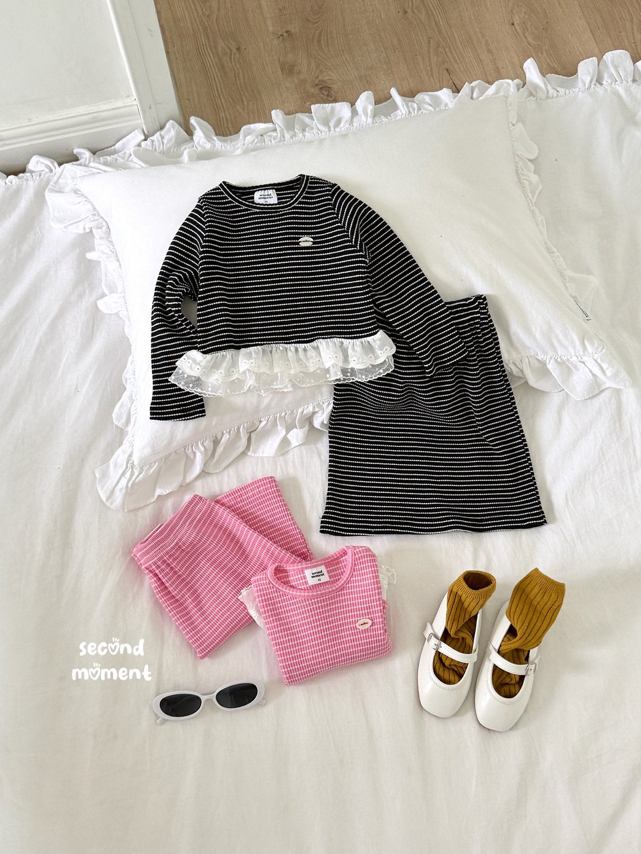 ［second moment］Coco frill stripe set up