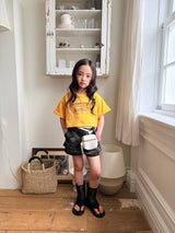［comma］Weekend crop tee