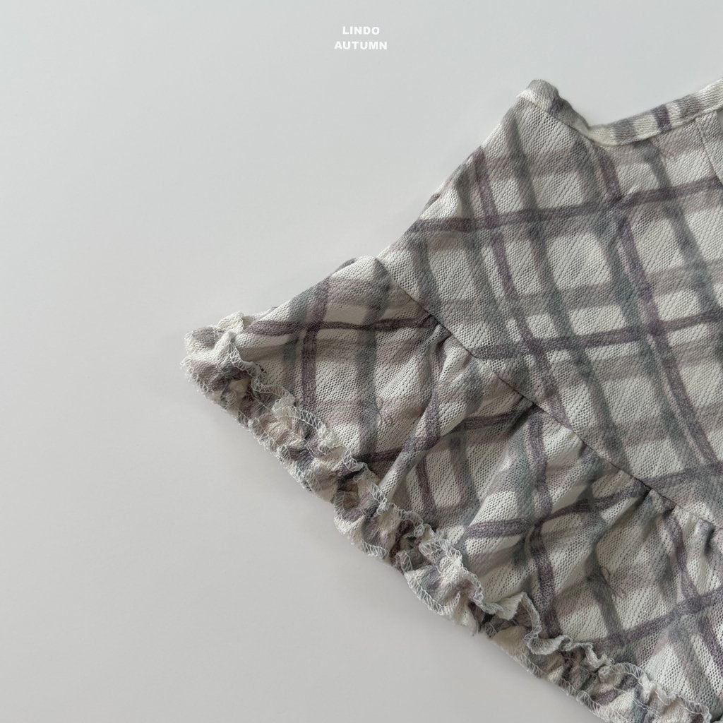 ［LINDO］Check halter tops
