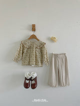 ［aladin］Wing shirring blouse