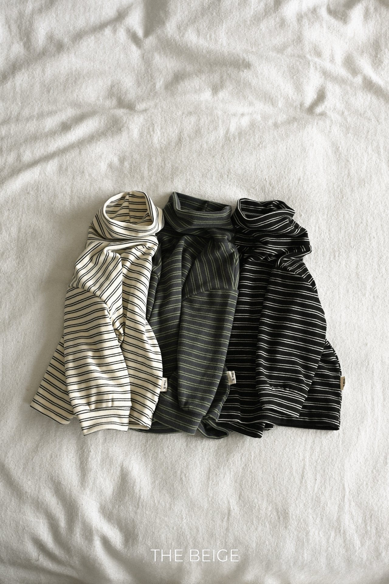 ［The beige］Stripe high neck tee