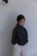 ［The beige］Stripe high neck tee