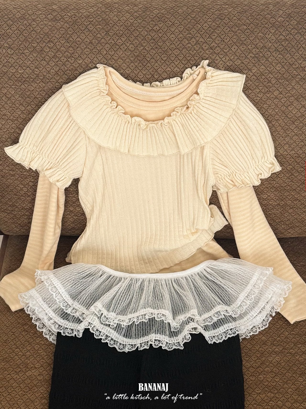 ［BANANAJ］Bonbon puff tops