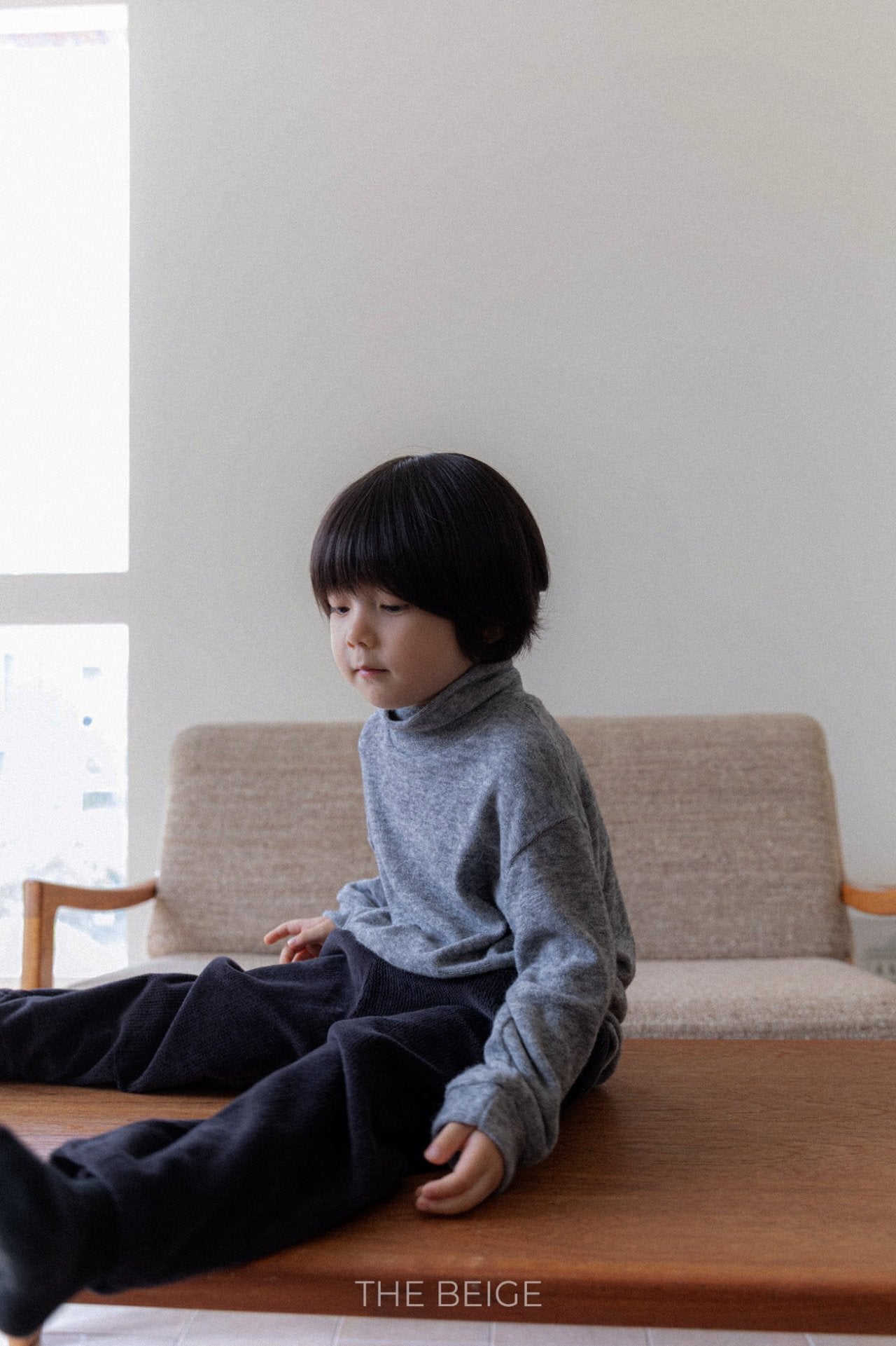 ［The beige］Warm high neck tee