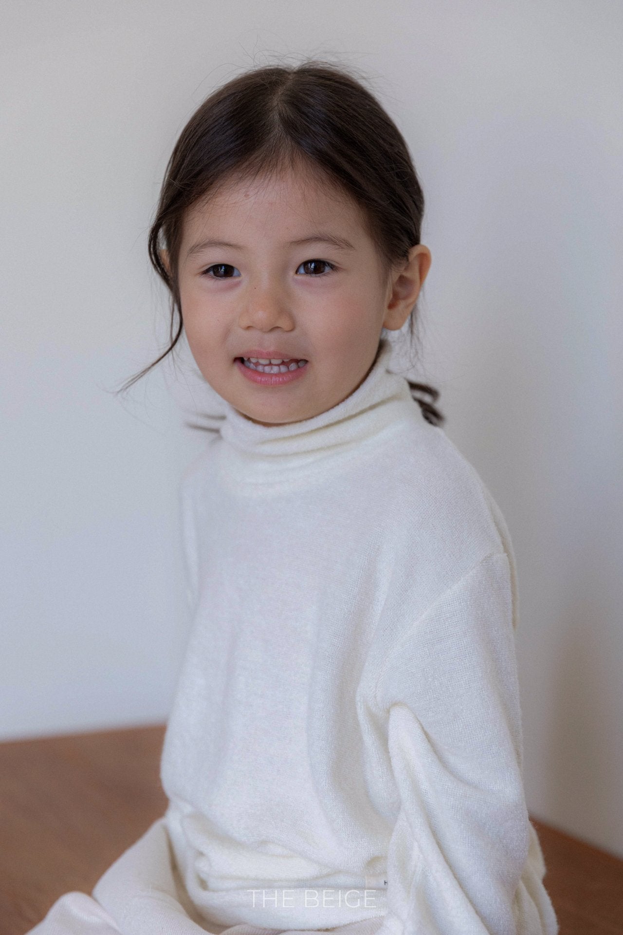 ［The beige］Warm high neck tee