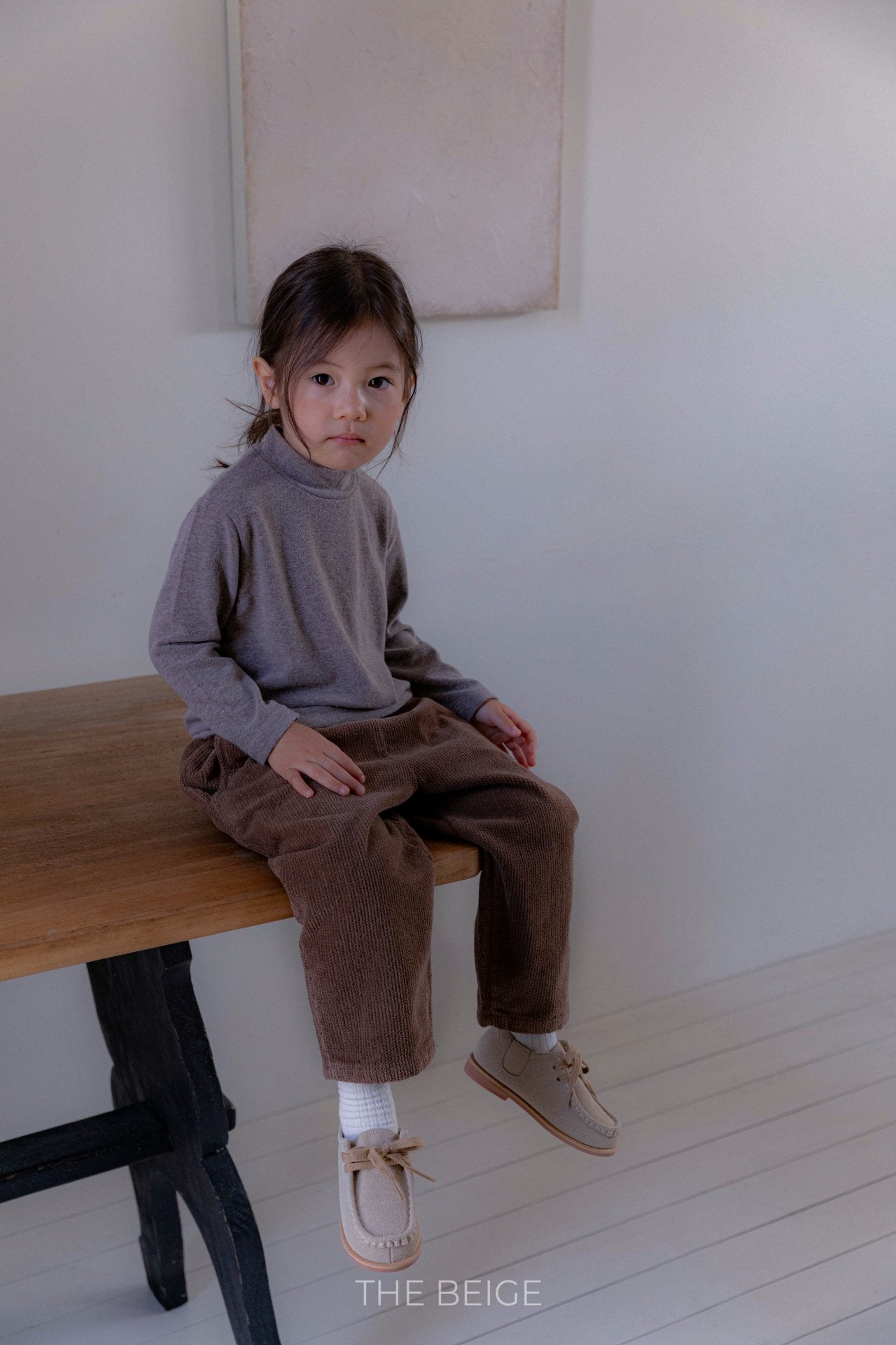 ［The beige］Slim half neck tee