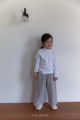 ［The beige］Slim half neck tee