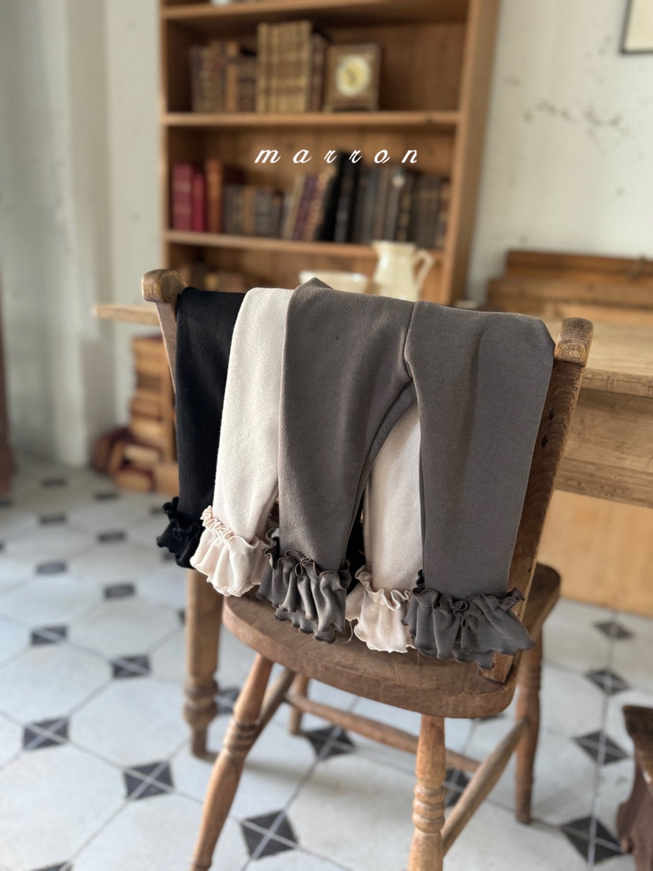 ［marron］Frill leggings