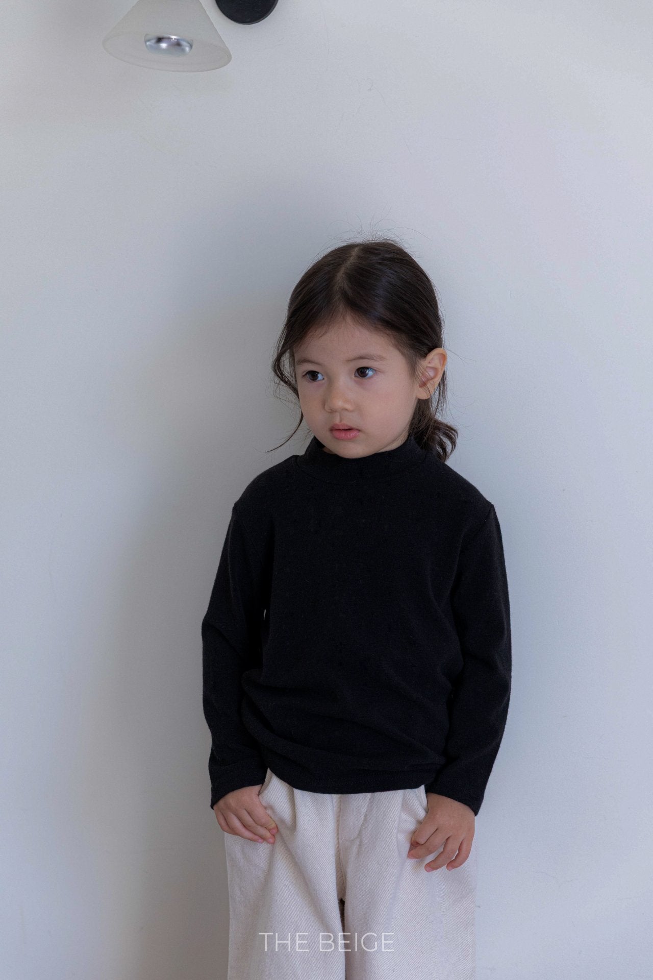 ［The beige］Slim half neck tee