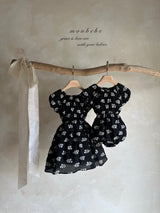 ［monbebe］Poponia embroidery one-piece (kids)