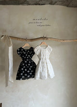 ［monbebe］Poponia embroidery one-piece (kids)