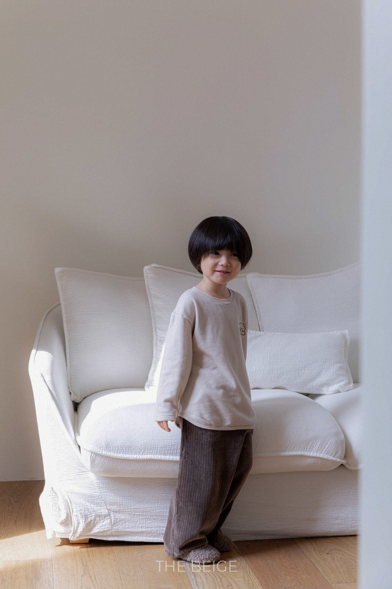 ［The beige］Velvet rib pants