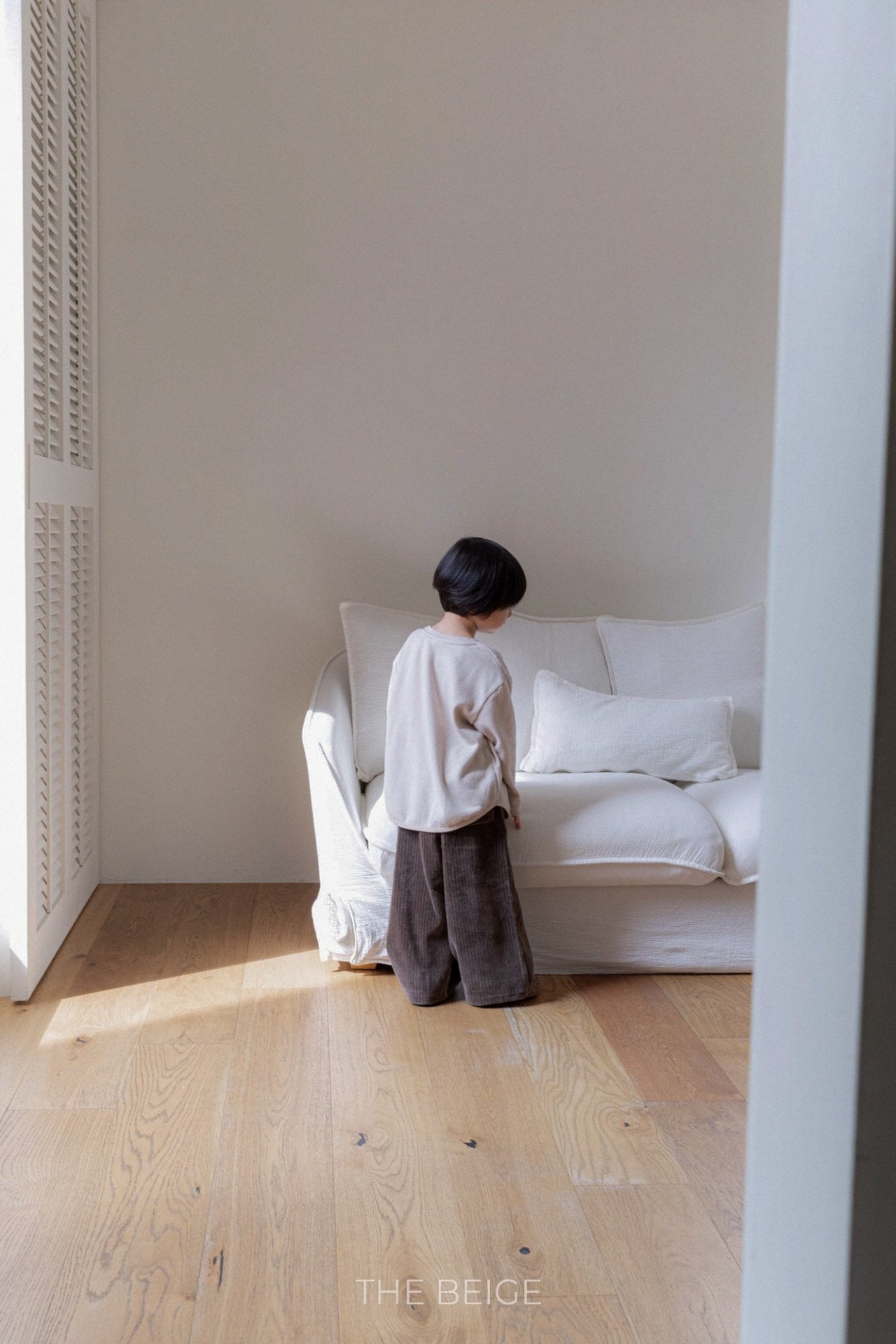 ［The beige］Velvet rib pants