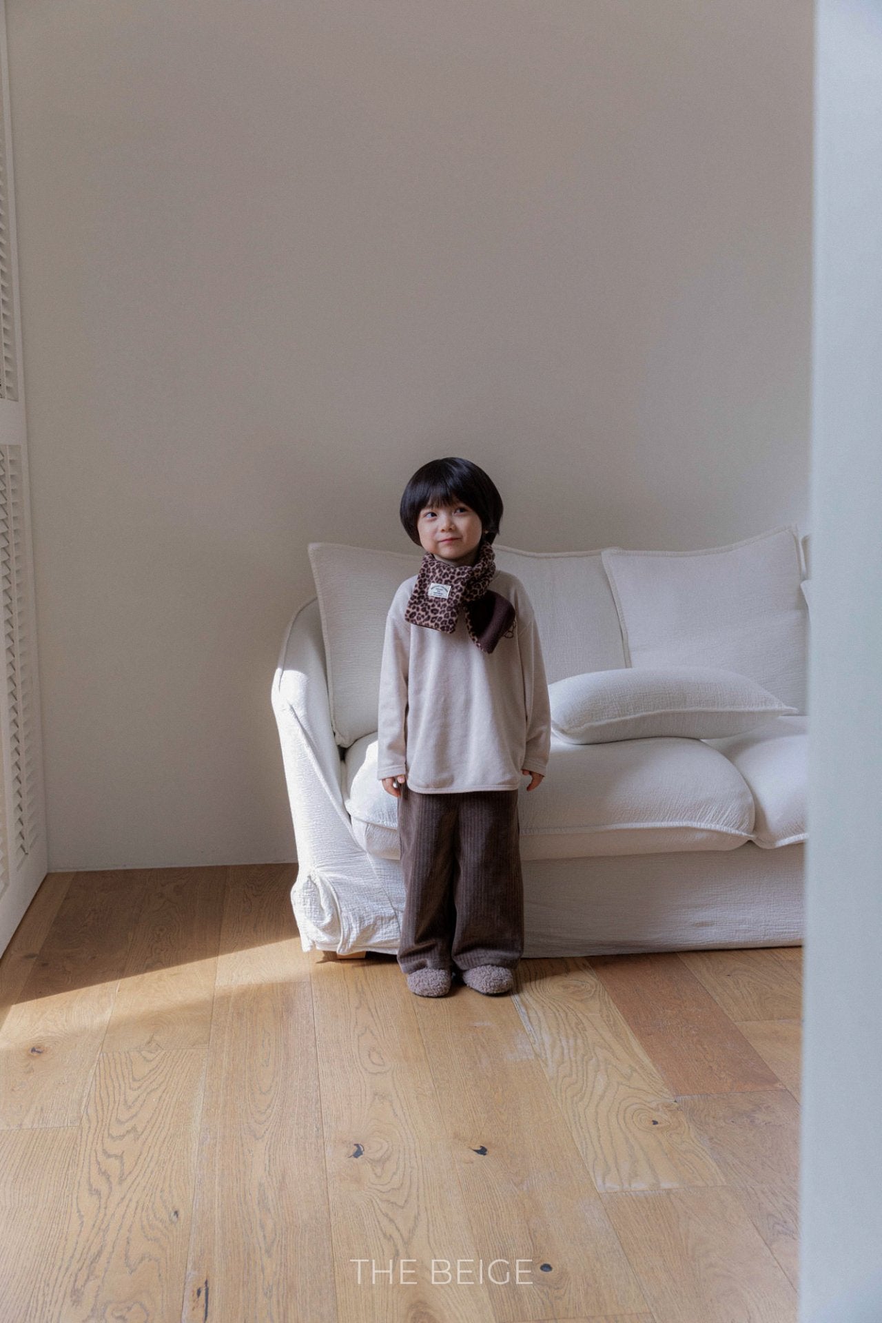 ［The beige］Velvet rib pants