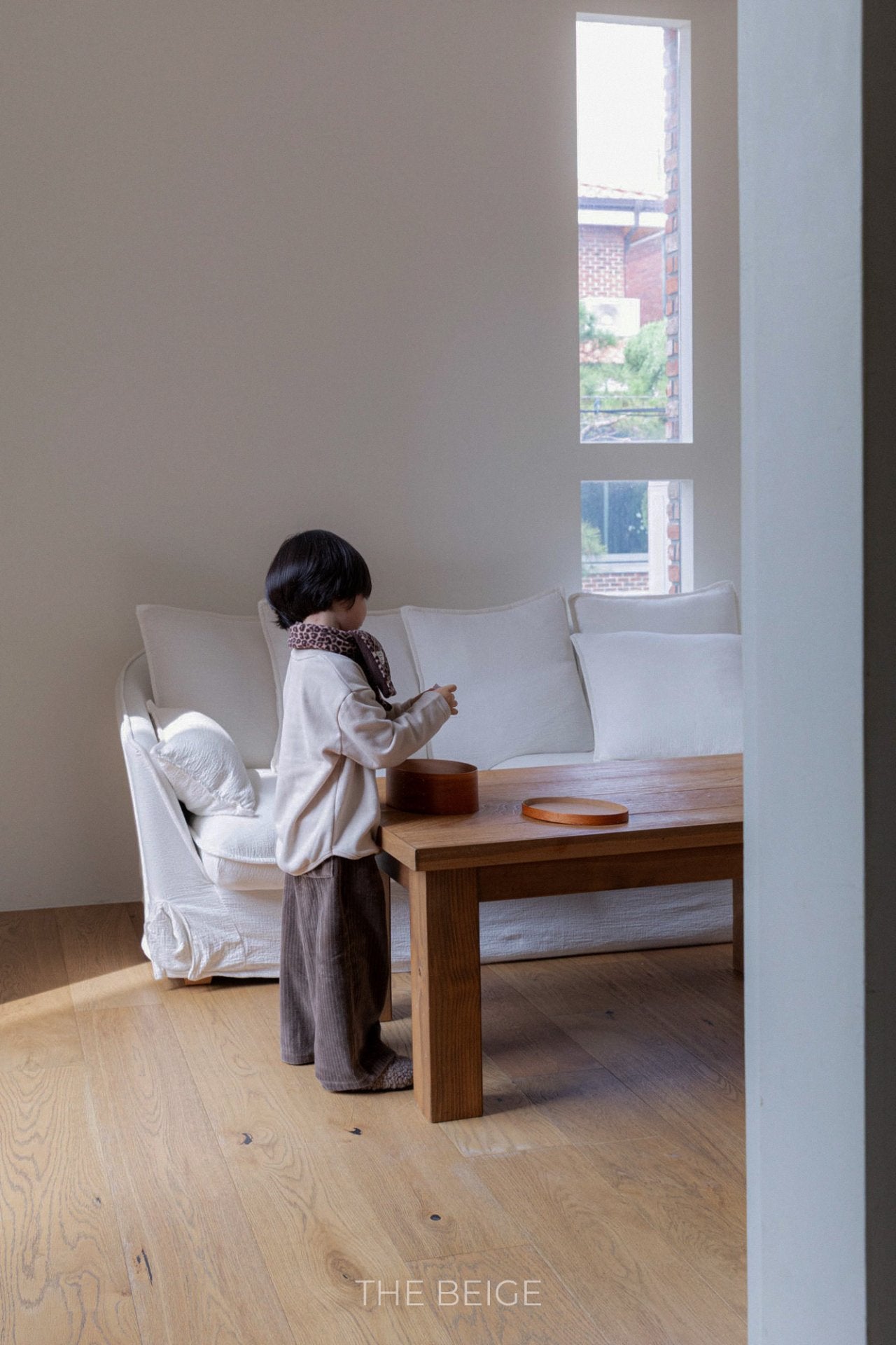 ［The beige］Velvet rib pants