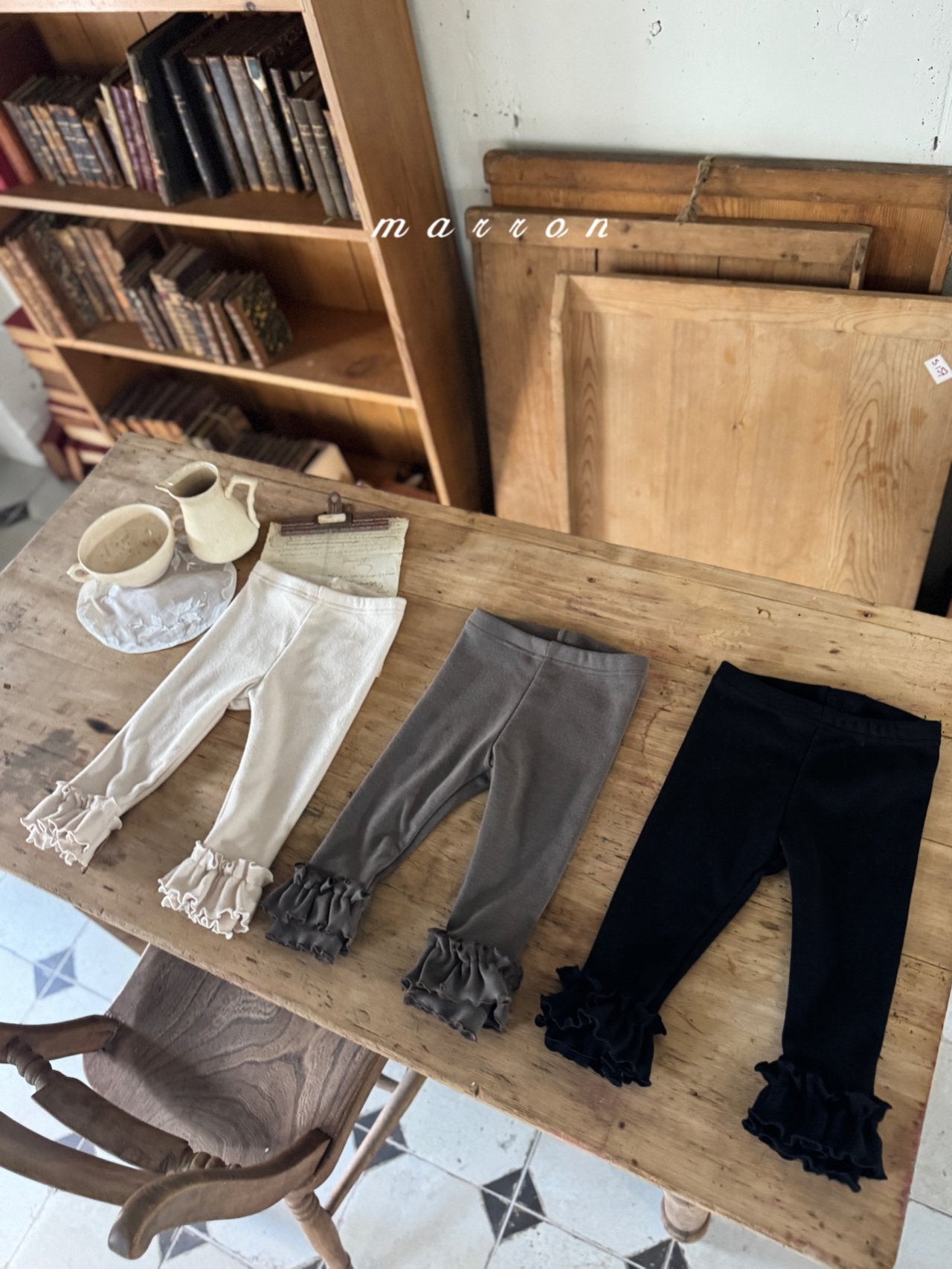 ［marron］Frill leggings