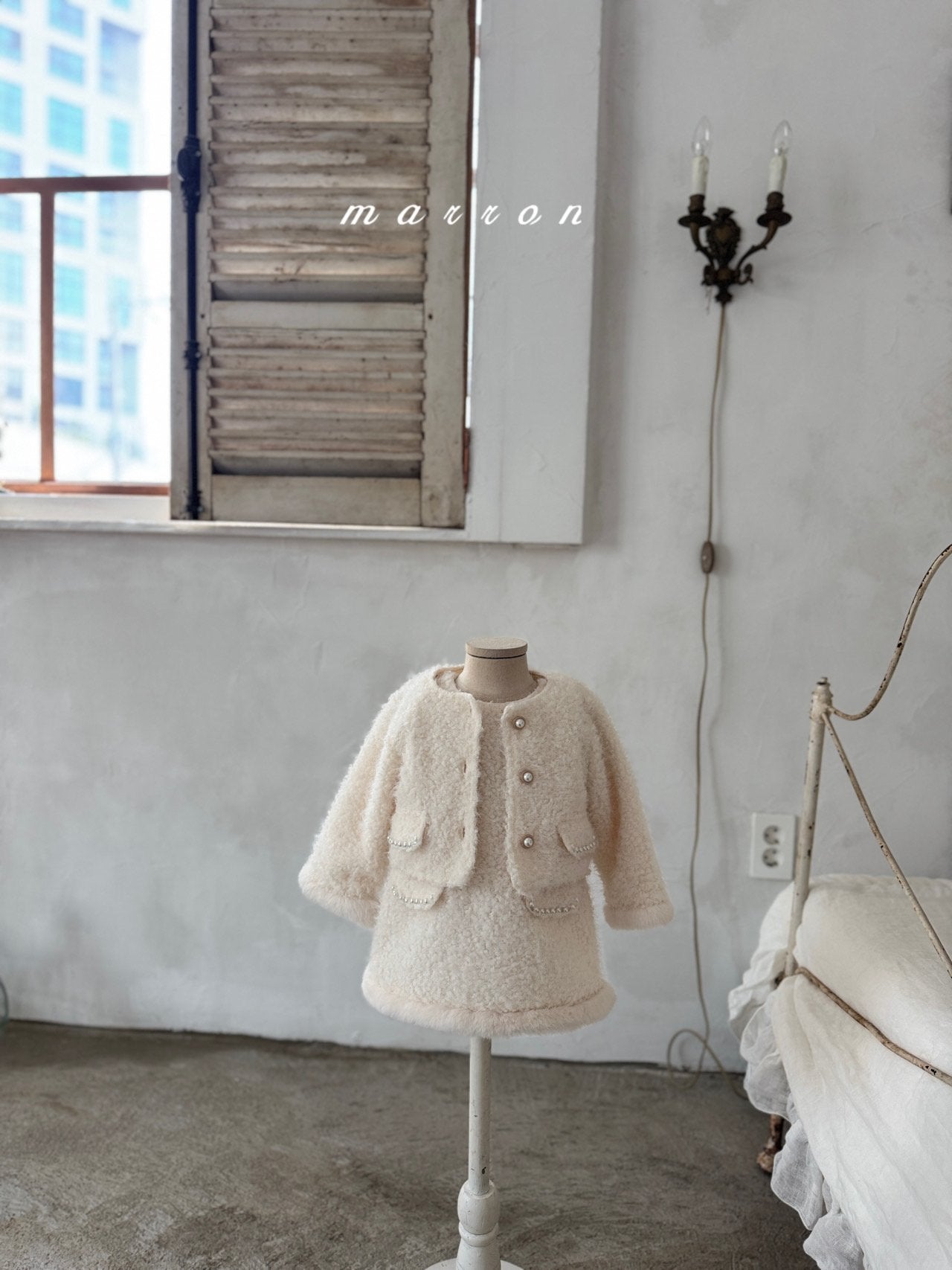 ［marron］Pearl pocket boa one-piece