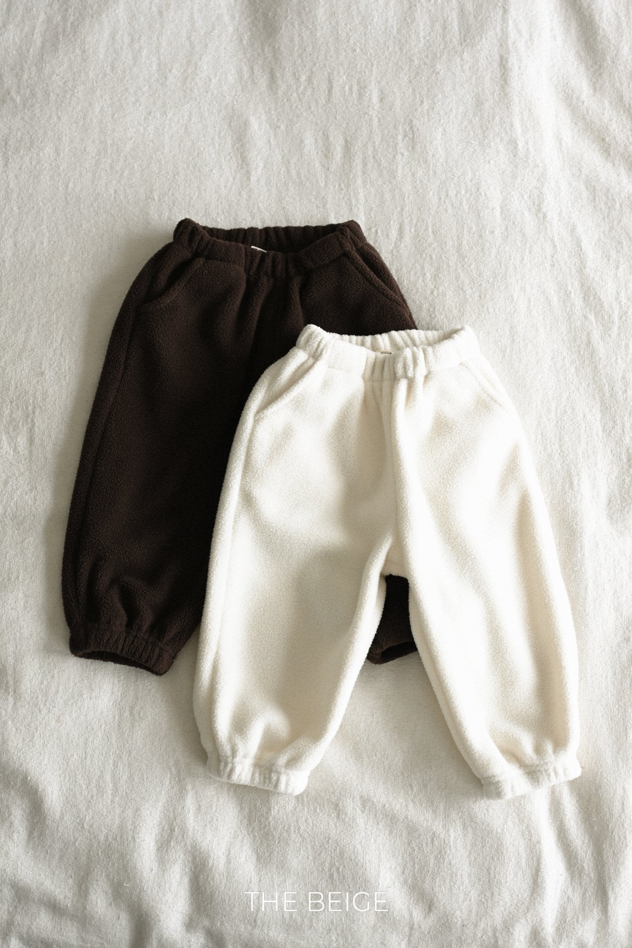 ［The beige］Fleece jogger pants