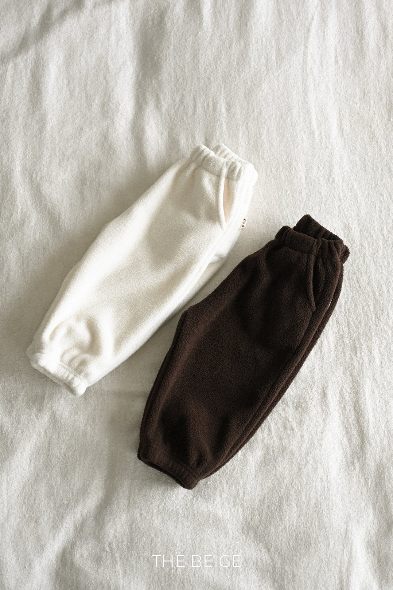 ［The beige］Fleece jogger pants