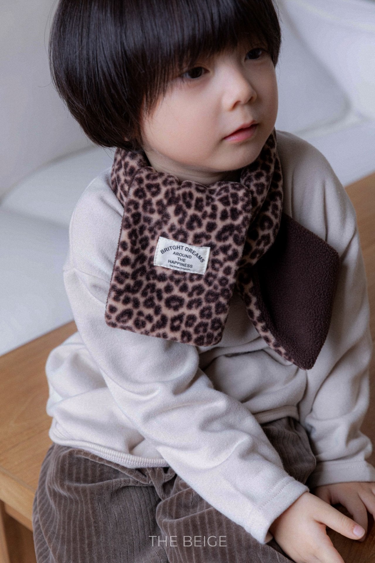 ［The beige］Reversible muffler