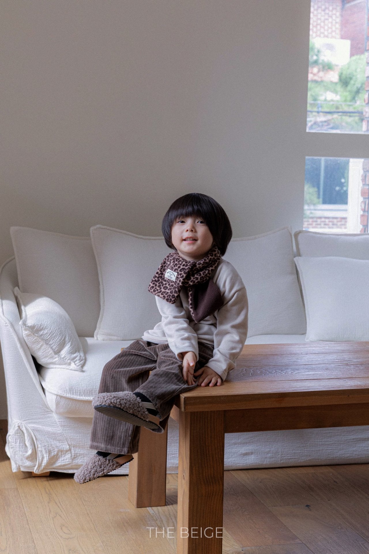 ［The beige］Reversible muffler