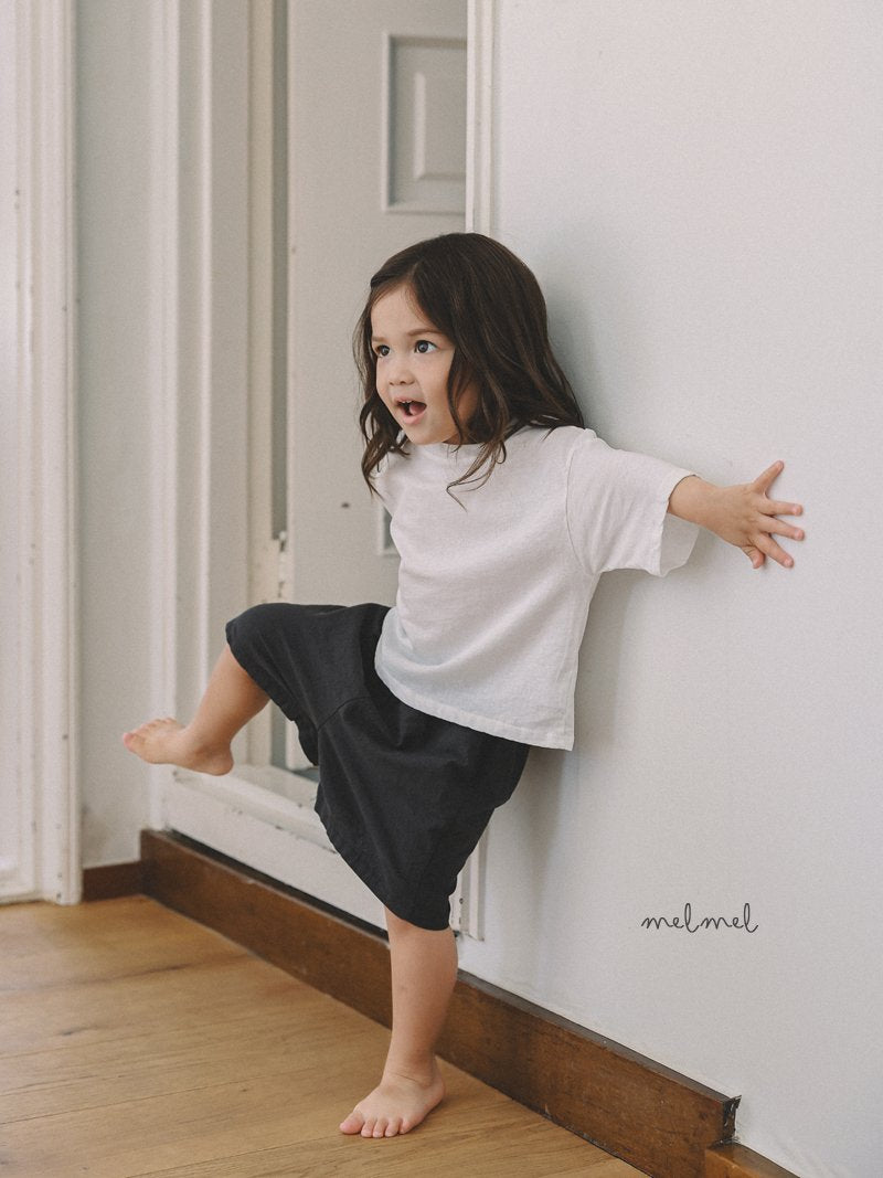 ［MELMEL］Linen half pants