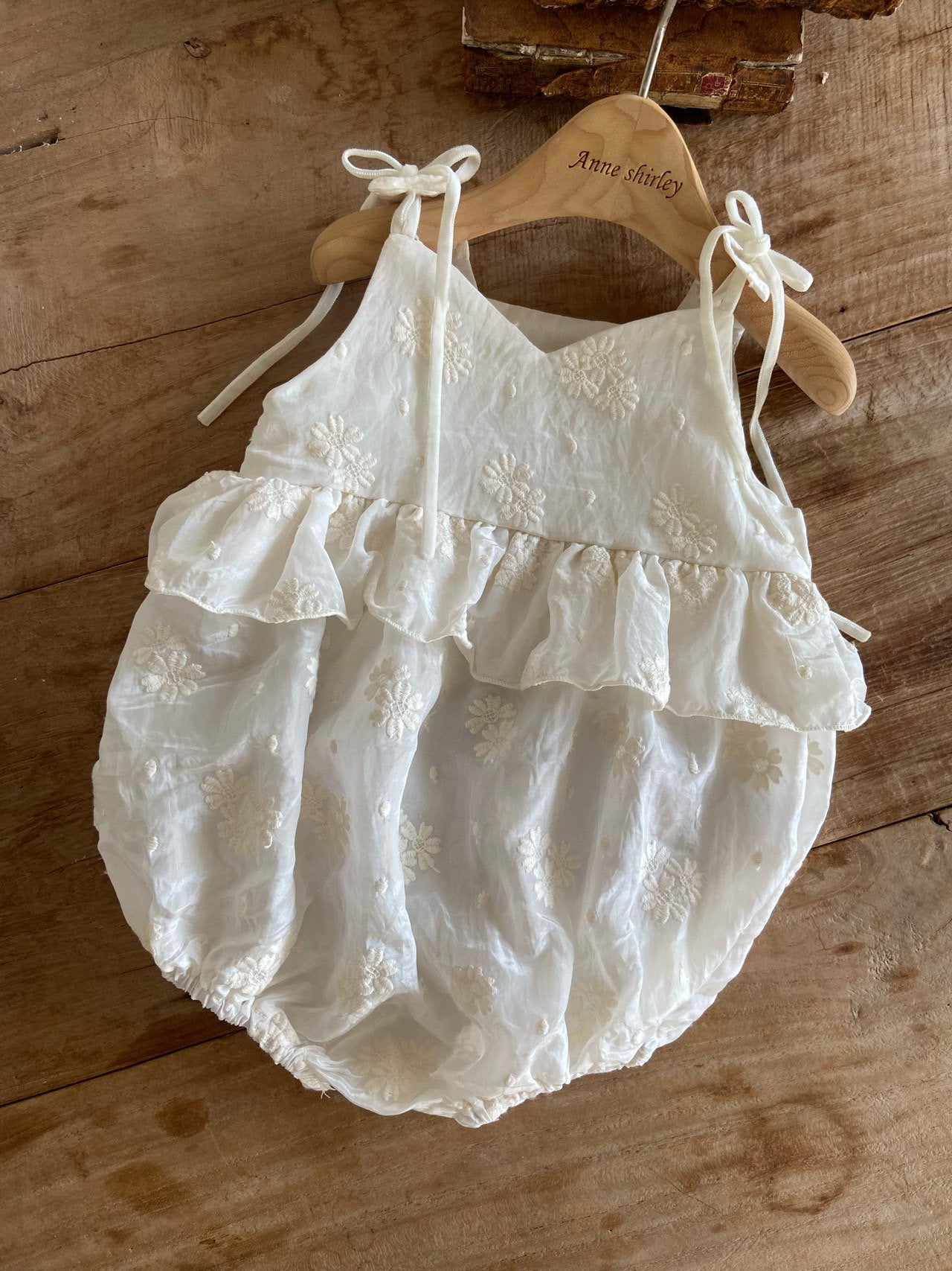 ［Anne shirley］Ruby lace rompers