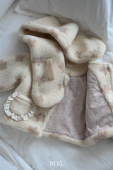 ［ROA］Flower boa muffler