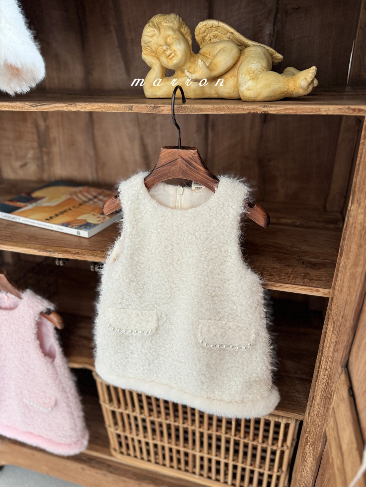 ［marron］Pearl pocket boa one-piece