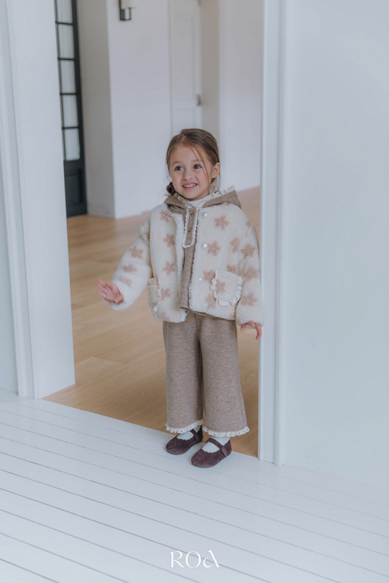 ［ROA］Flower boa jacket