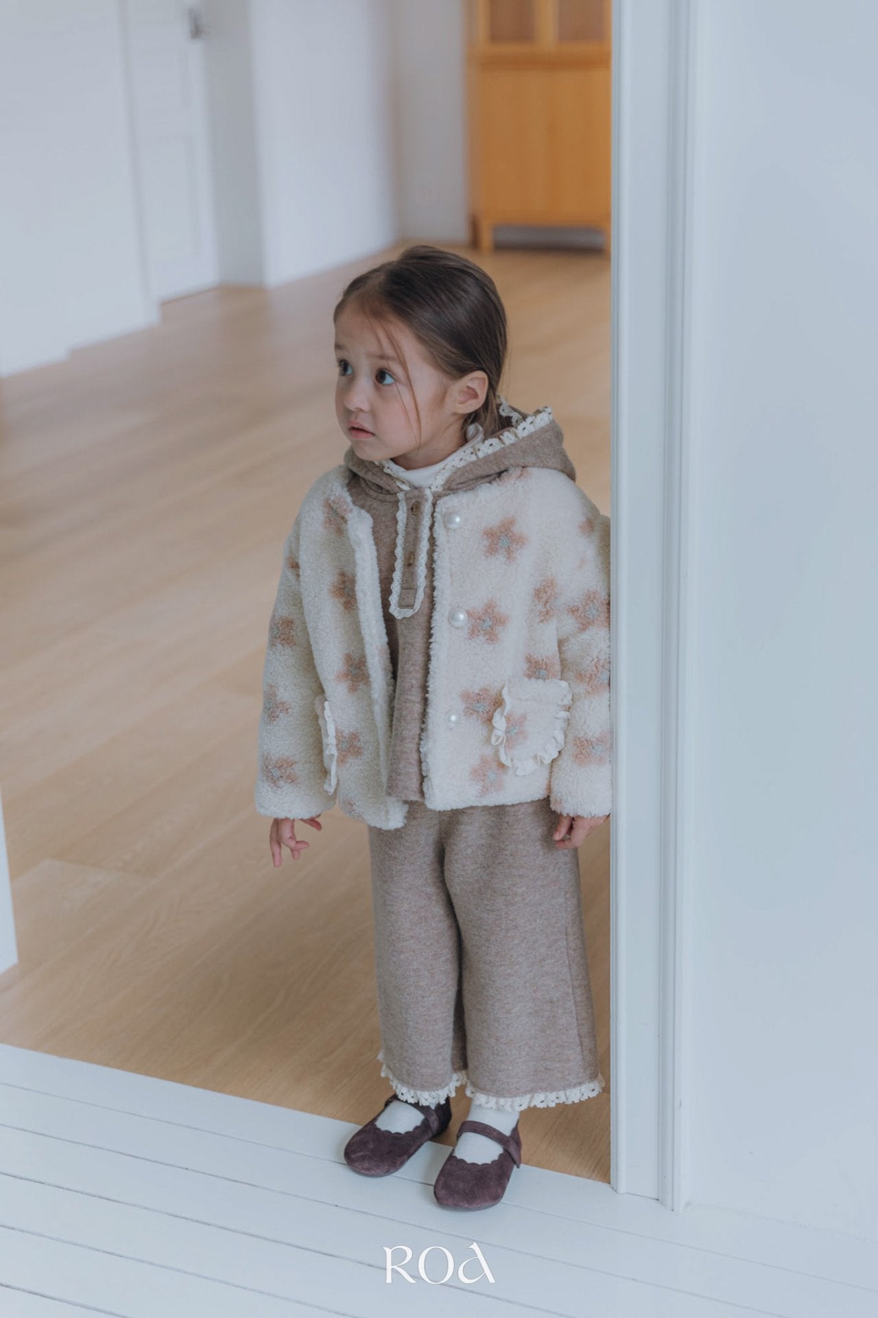 ［ROA］Flower boa jacket