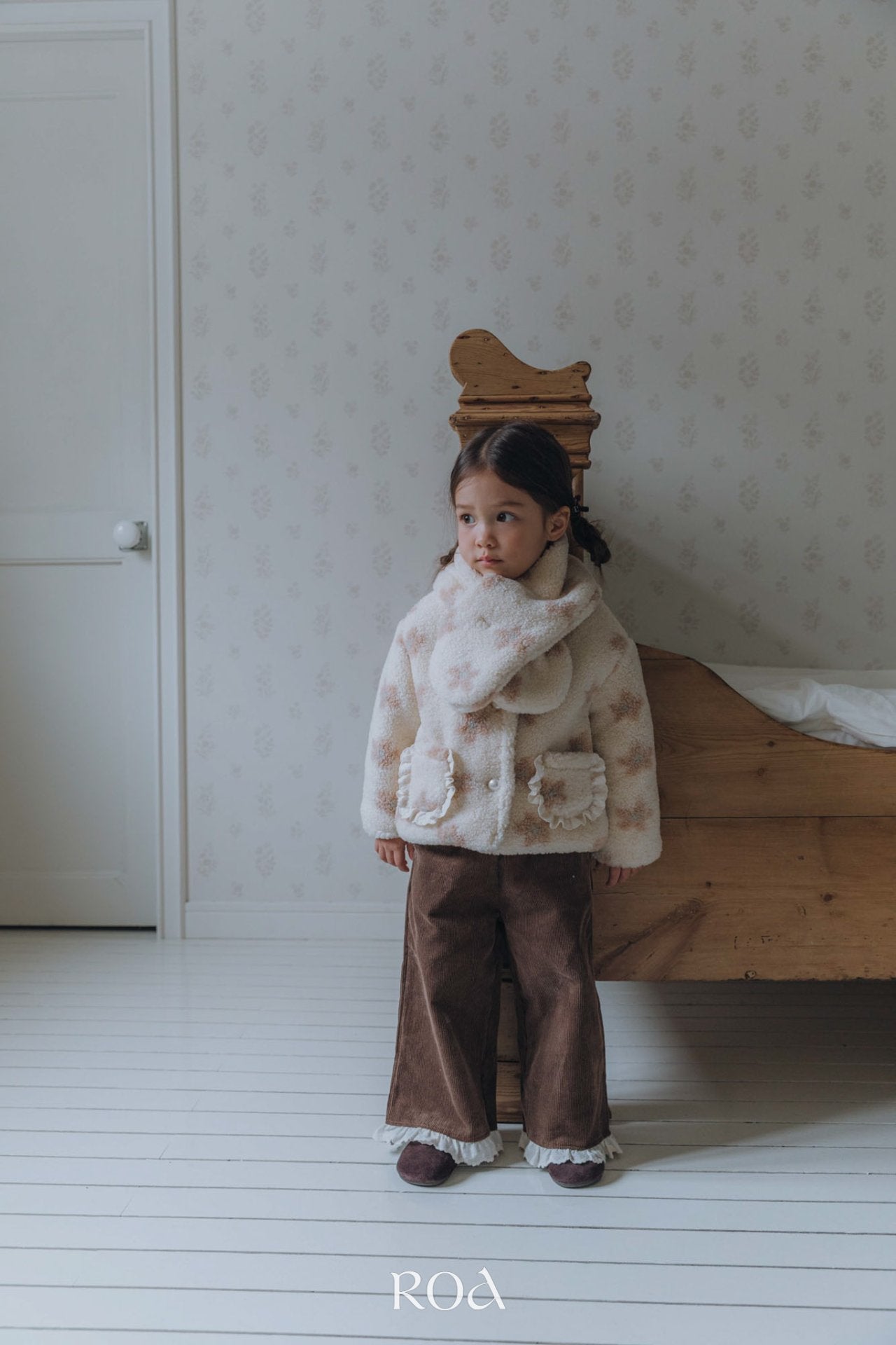 ［ROA］Flower boa muffler