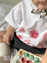 ［guruguru］Strawberry tee