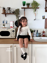 ［second moment］Frill collar rib tops
