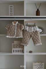 ［ROA］Quilting lace vest