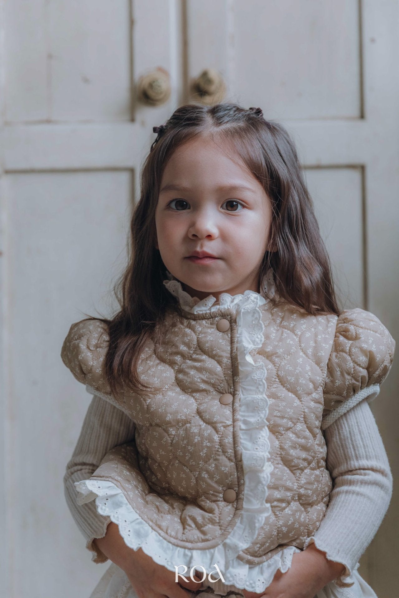 ［ROA］Quilting lace vest