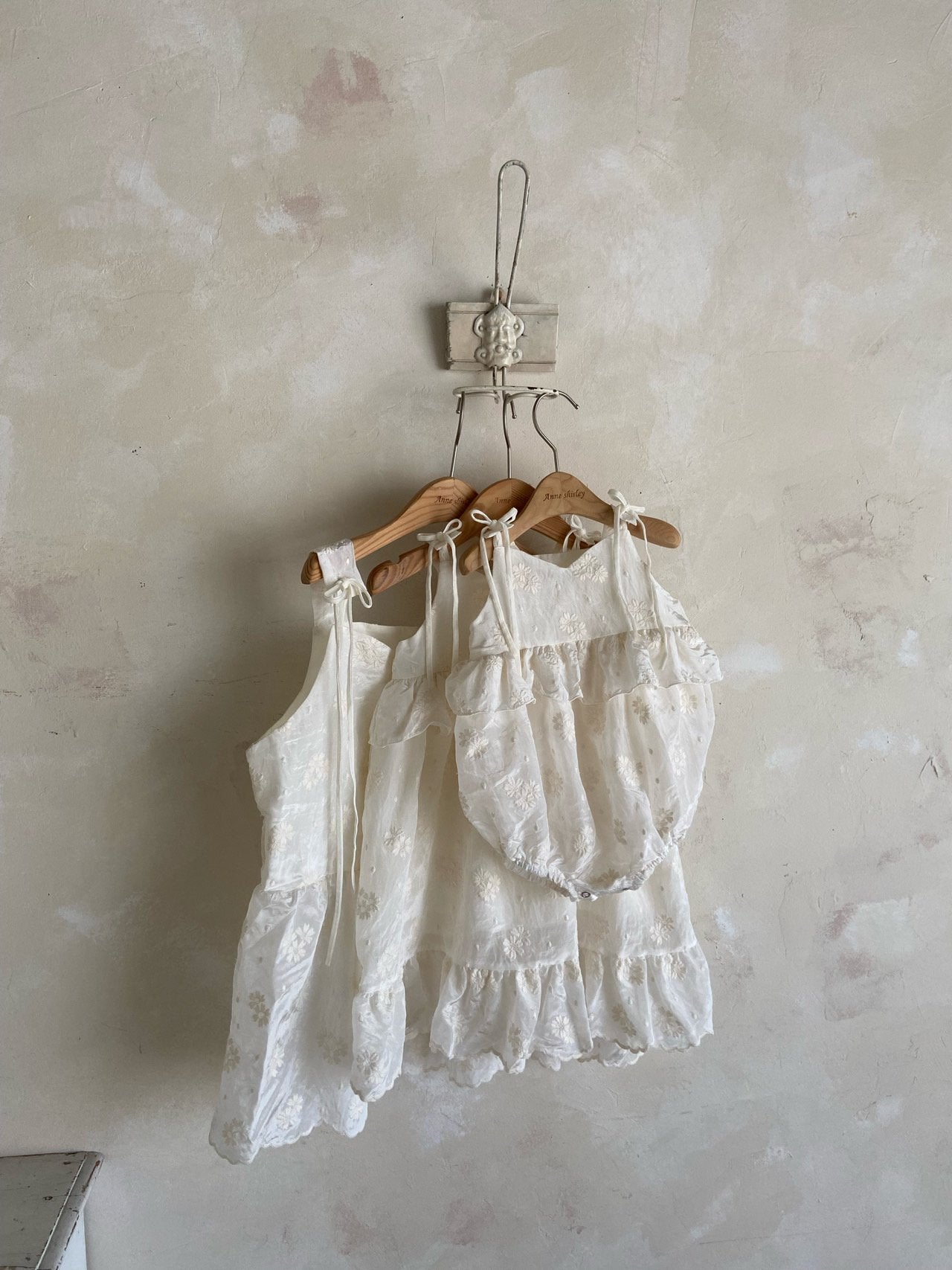 ［Anne shirley］Ruby lace rompers