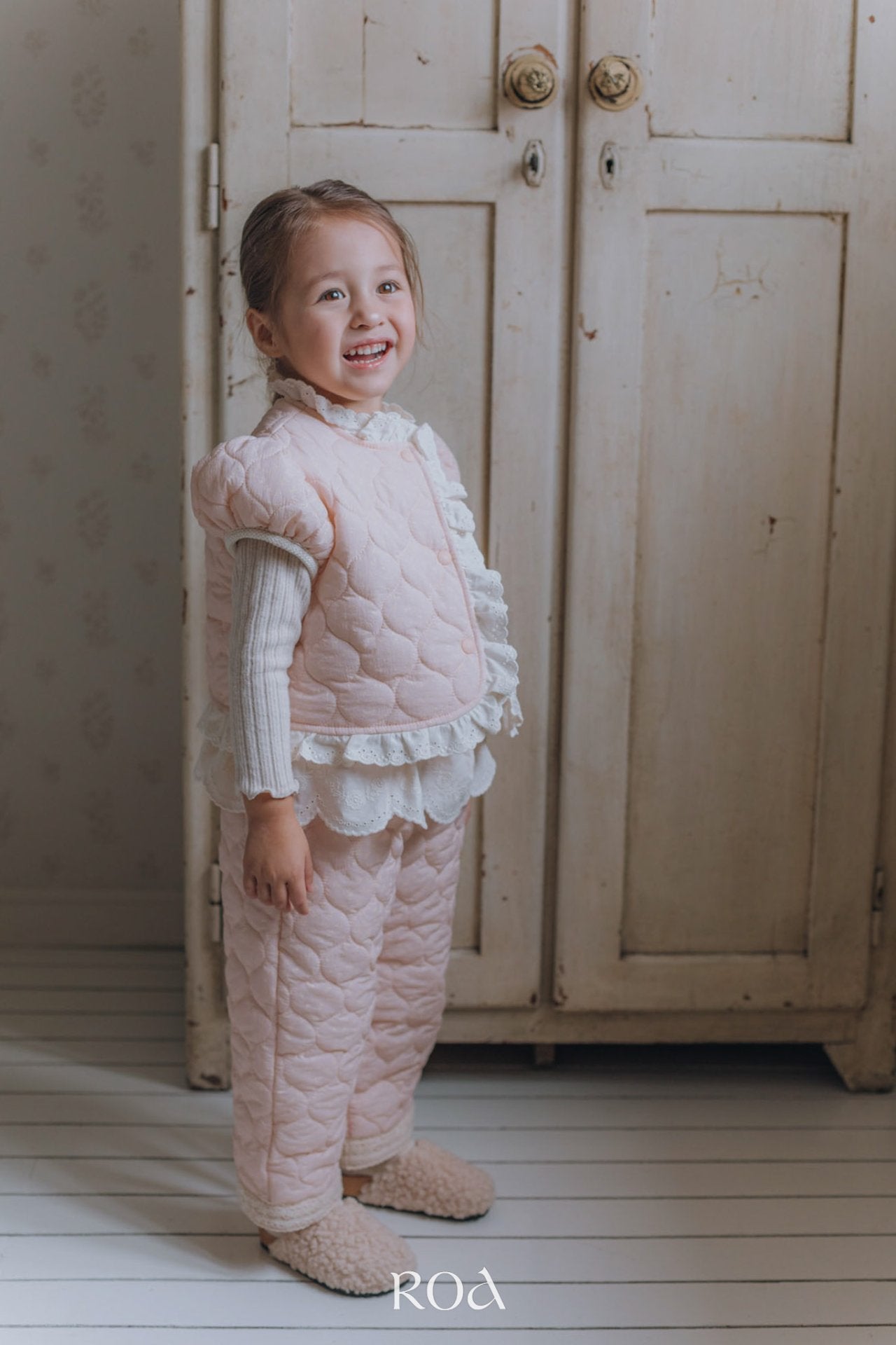 ［ROA］Quilting lace pants