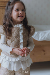 ［ROA］Quilting lace vest