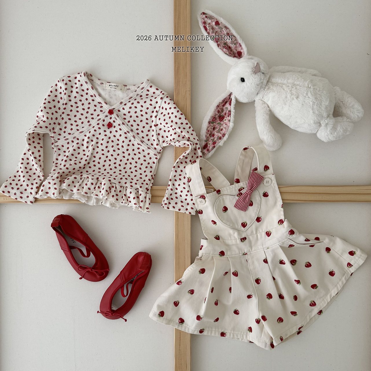 ［Melikey］Strawberry heart short salopette