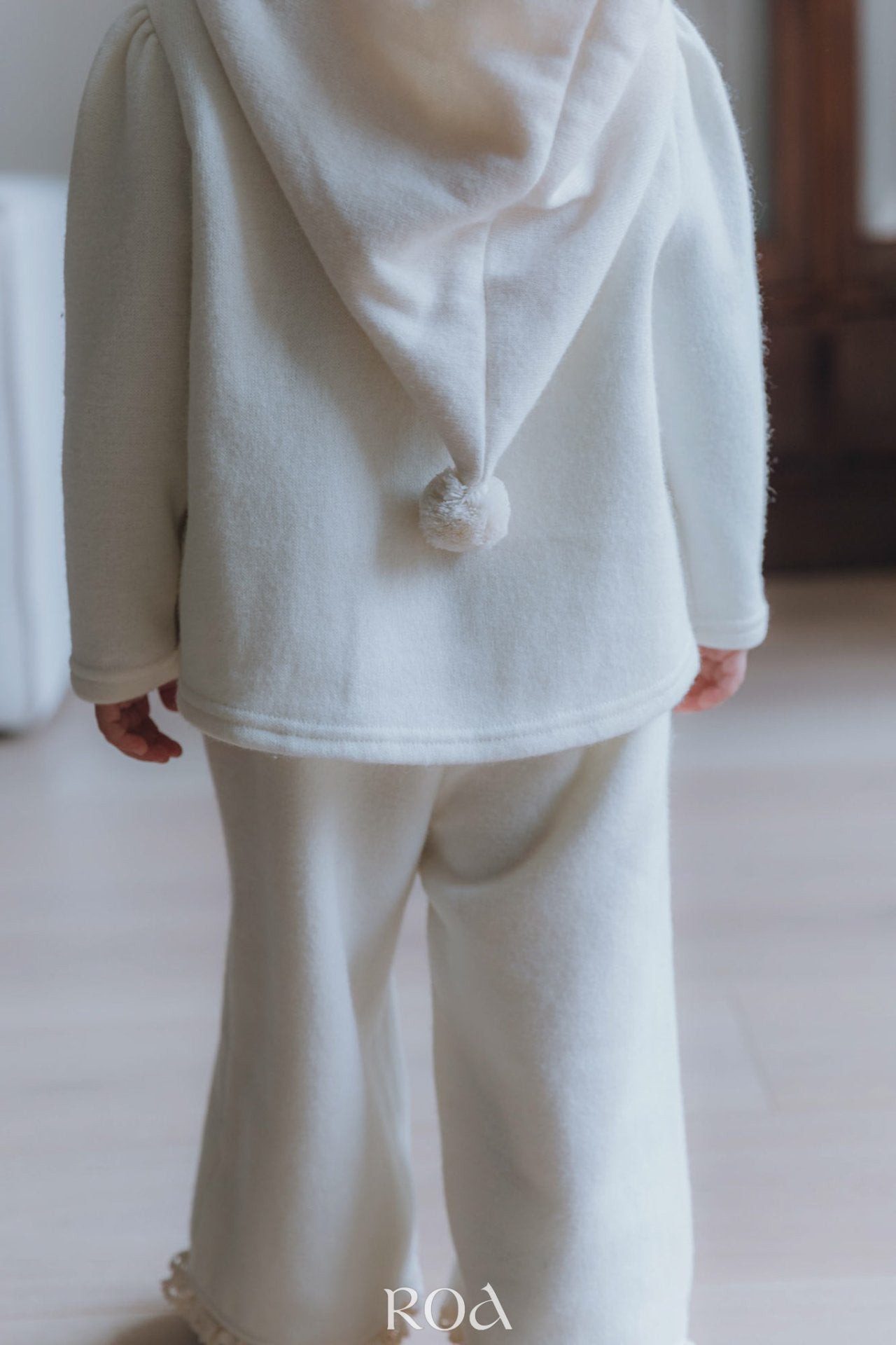 ［ROA］Pompom hood set up