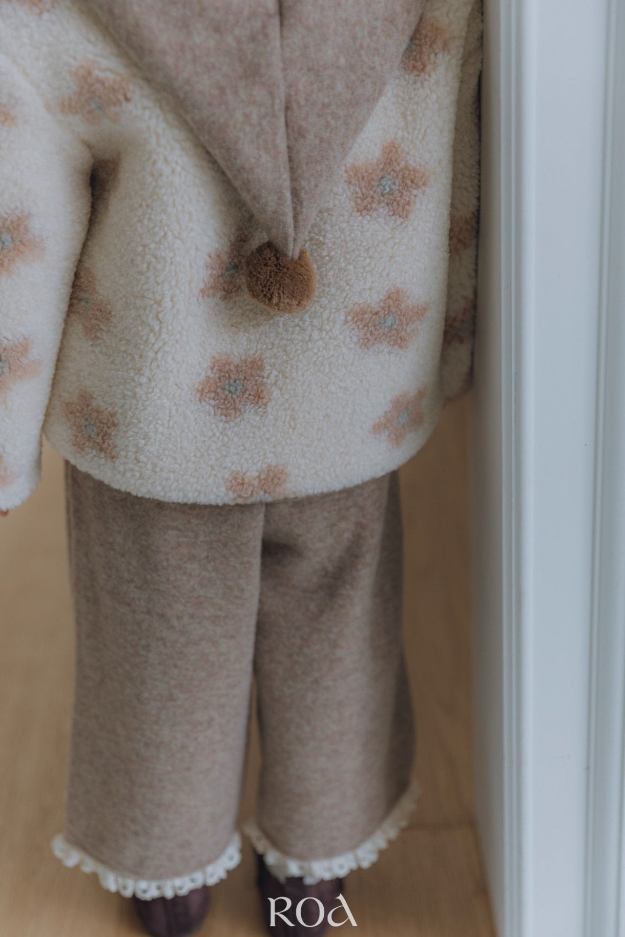 ［ROA］Pompom hood set up